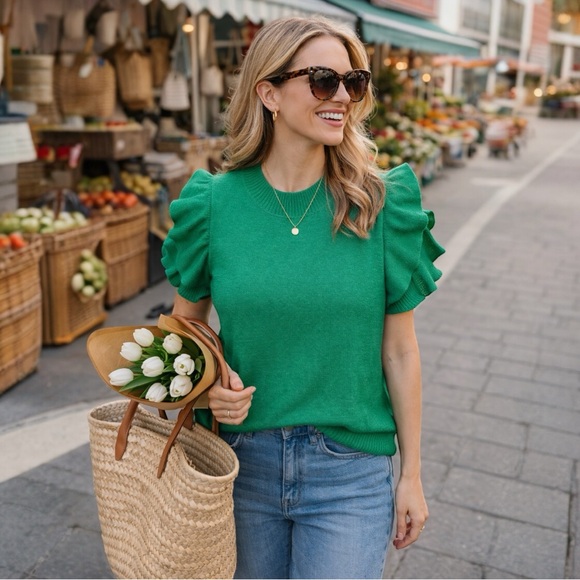 Trend Setter Diva Boutique Tops - Emerald Green Ruffle Sleeve Knit Top Size L | Puff Sleeve Sweater Blouse Chic